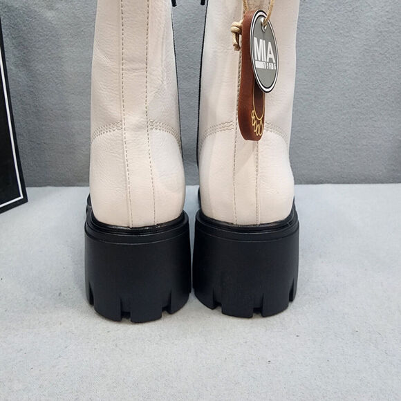 Mia Marlee White‎ Leather Women's Combat boots in size 7.5 Medium - New in Box - Picture 4 of 9